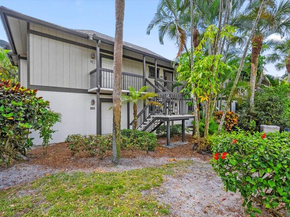 13334 Polo Club Road 236, Wellington FL 33414