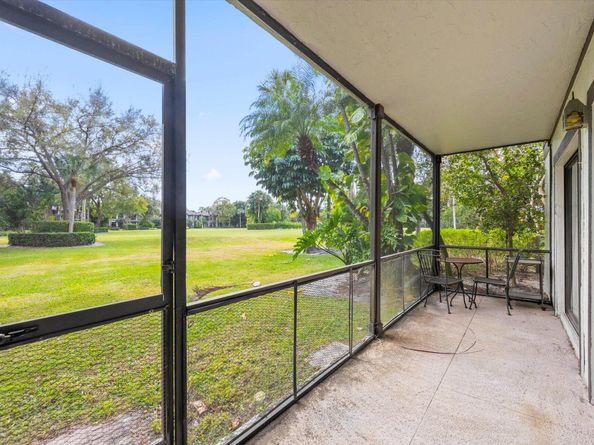 13334 Polo Club Road 236, Wellington FL 33414