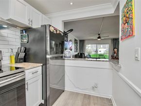 1638 Embassy Dr 308, West Palm Beach FL 33401