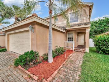 5453 Queenship Court