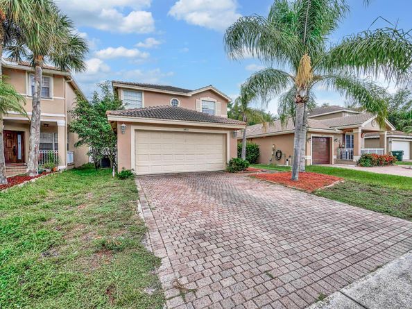 5453 Queenship Court, Greenacres FL 33463
