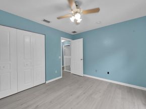 5453 Queenship Court, Greenacres FL 33463