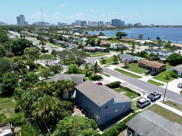 1403 7th Street, West Palm Beach FL 33401