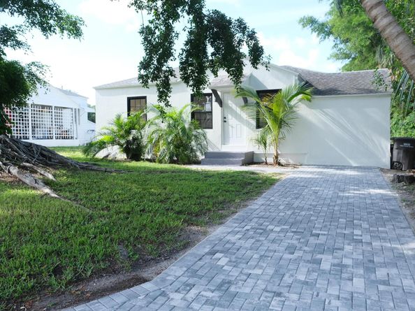 816 Tuscaloosa Street, West Palm Beach FL 33405