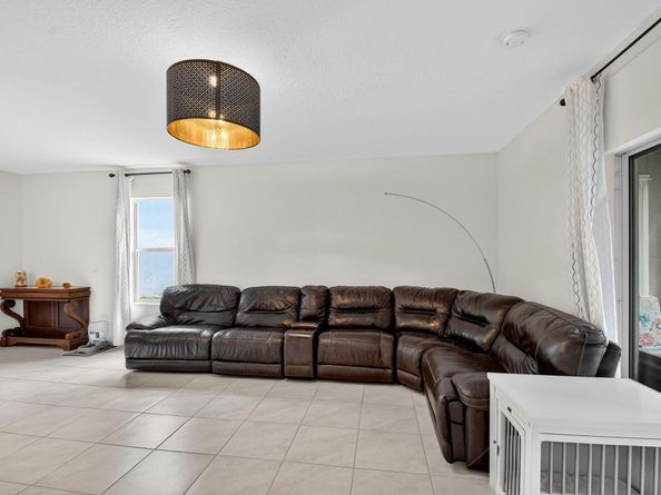 3756 Whitney Park Lane, Greenacres FL 33463