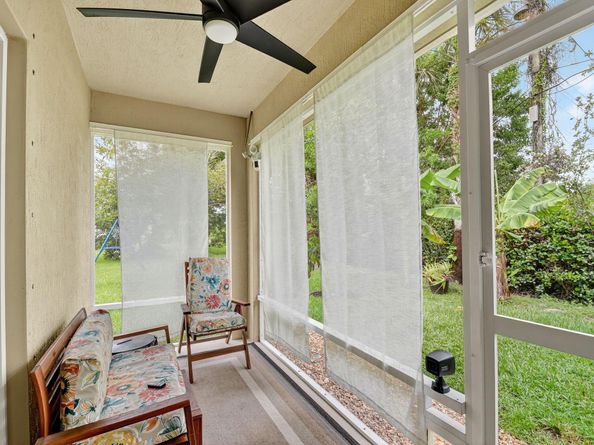 3756 Whitney Park Lane, Greenacres FL 33463