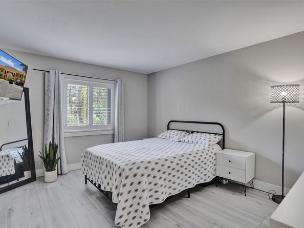930 SW 9th Street Cir 104, Boca Raton FL 33486
