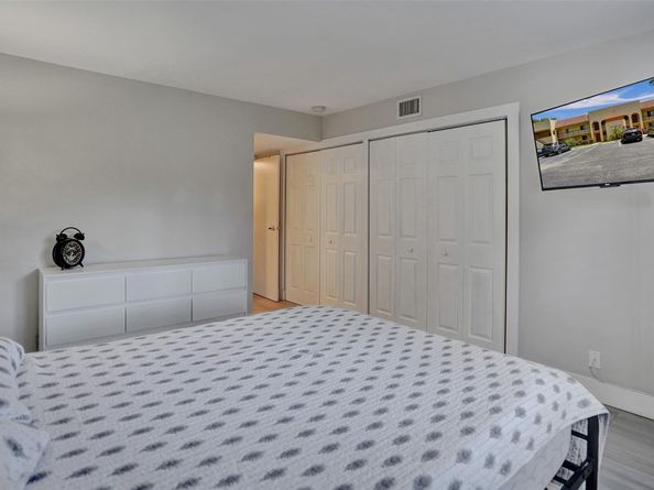 930 SW 9th Street Cir 104, Boca Raton FL 33486
