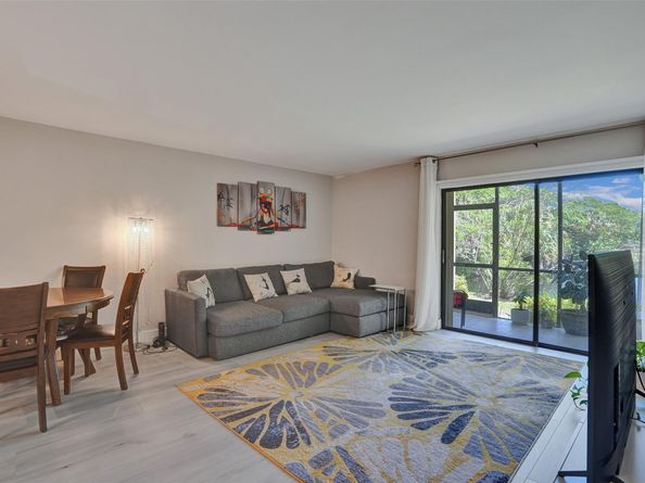 930 SW 9th Street Cir 104, Boca Raton FL 33486
