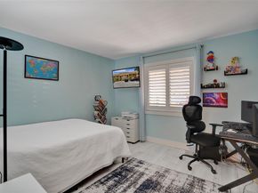 930 SW 9th Street Cir 104, Boca Raton FL 33486