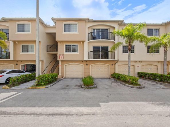 1700 Crestwood Court S 1706, Royal Palm Beach FL 33411