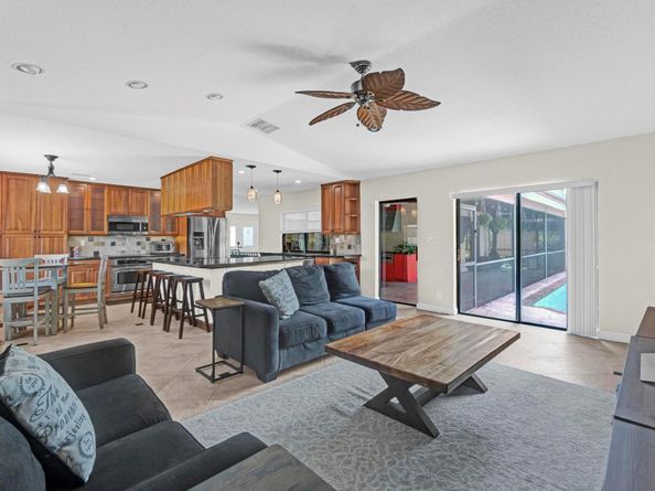 21254 Turquoise Way, Boca Raton FL 33428