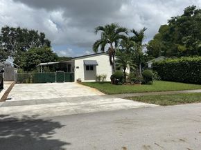 1620 N 71st Ter, Hollywood FL 33024