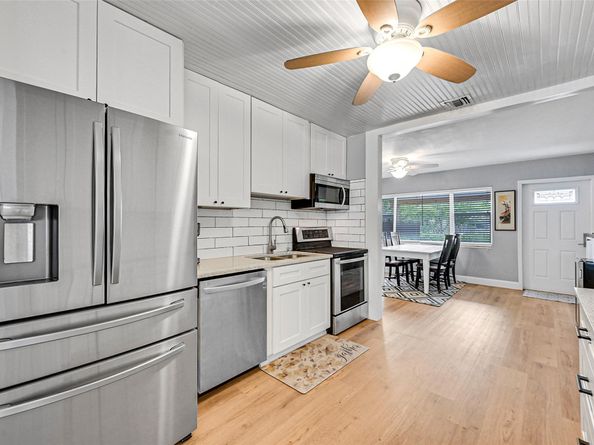 111 NE 46th St, Oakland Park FL 33334