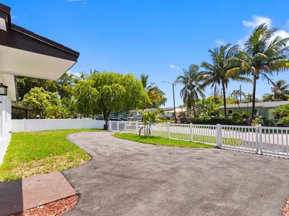 531 N 68th Terrace, Hollywood FL 33024
