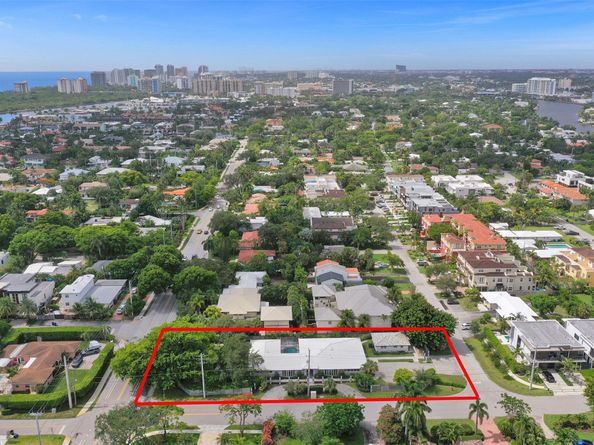 2600 NE 21 Street, Fort Lauderdale FL 33305