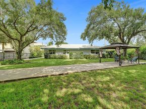 2600 NE 21 Street, Fort Lauderdale FL 33305