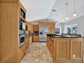 6650 NW 47th St, Coral Springs FL 33067