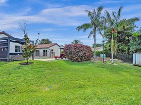 6650 NW 47th St, Coral Springs FL 33067