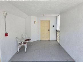 17801 N Bay Rd 301, Sunny Isles Beach FL 33160