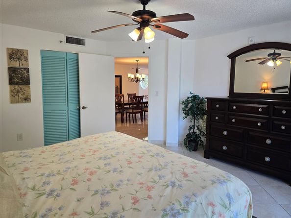 17801 N Bay Rd 301, Sunny Isles Beach FL 33160