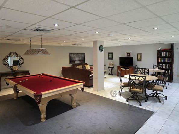 17801 N Bay Rd 301, Sunny Isles Beach FL 33160