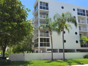 17801 N Bay Rd 301, Sunny Isles Beach FL 33160
