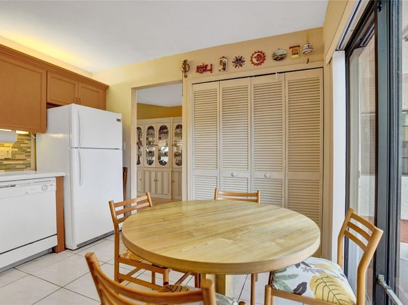 5658 Parkwalk Circle East, Boynton Beach FL 33472