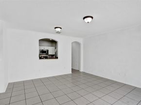 2242 NE 42nd Ave, Homestead FL 33033