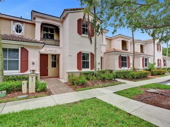 2242 NE 42nd Ave