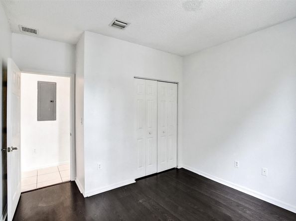 2242 NE 42nd Ave, Homestead FL 33033