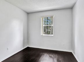 2242 NE 42nd Ave, Homestead FL 33033