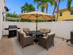 2242 NE 42nd Ave, Homestead FL 33033
