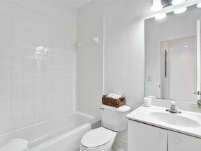 2242 NE 42nd Ave, Homestead FL 33033
