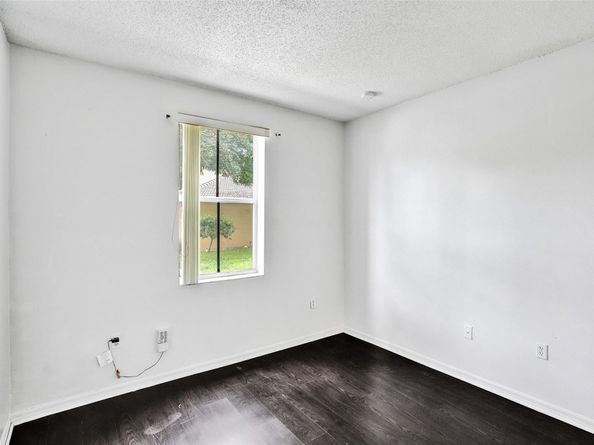 2242 NE 42nd Ave, Homestead FL 33033