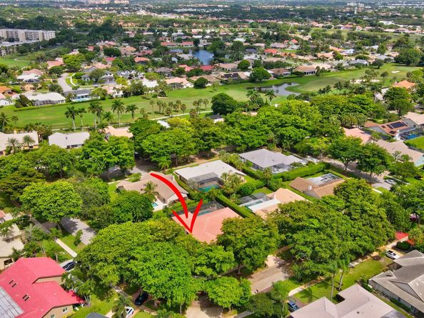 243 Woodlake Circle, Deerfield Beach FL 33442