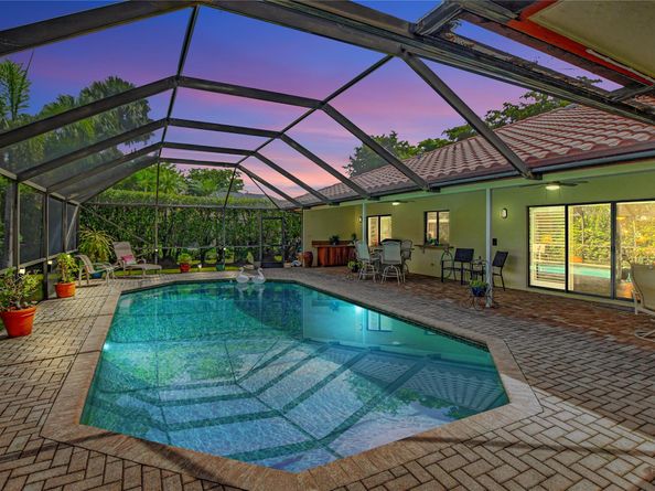 243 Woodlake Circle, Deerfield Beach FL 33442