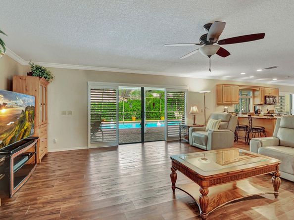 243 Woodlake Circle, Deerfield Beach FL 33442