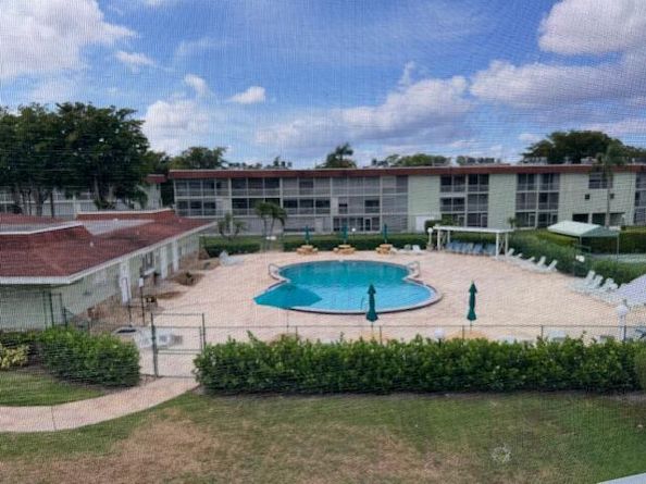 3400 Springdale 303 Boulevard 303, Palm Springs FL 33461