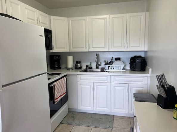 3400 Springdale 303 Boulevard 303, Palm Springs FL 33461
