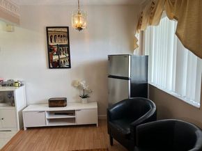 3400 Springdale 303 Boulevard 303, Palm Springs FL 33461