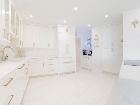 100 Lakeshore Drive 1954, North Palm Beach FL 33408