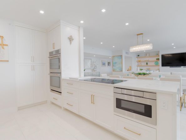 100 Lakeshore Drive 1954, North Palm Beach FL 33408