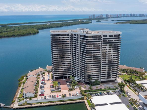 100 Lakeshore Drive 1954, North Palm Beach FL 33408