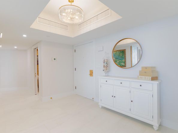 100 Lakeshore Drive 1954, North Palm Beach FL 33408