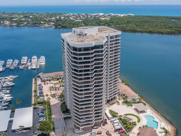 100 Lakeshore Drive 1954, North Palm Beach FL 33408