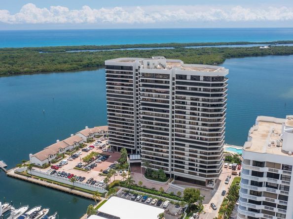100 Lakeshore Drive 1954, North Palm Beach FL 33408