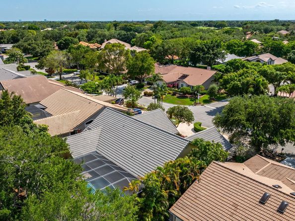 2041 Oakmont Ter, Coral Springs FL 33071
