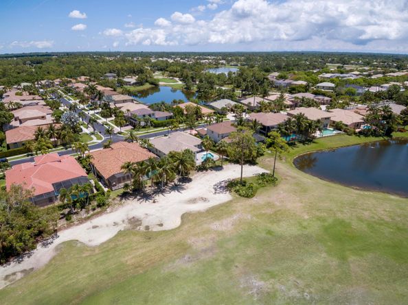 1815 Waldorf Drive, Royal Palm Beach FL 33411