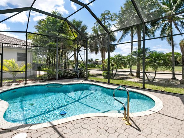 1815 Waldorf Drive, Royal Palm Beach FL 33411
